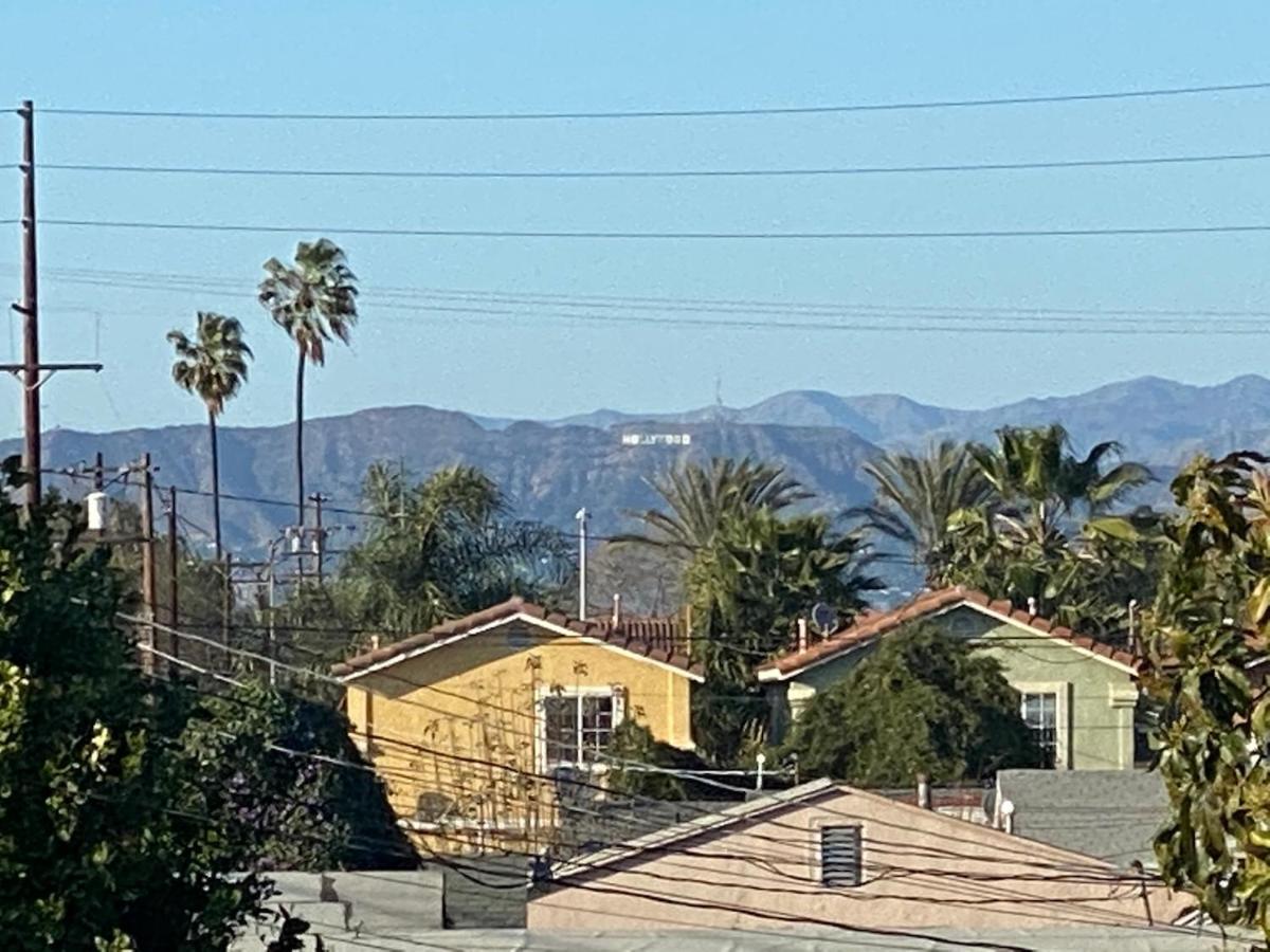 Private Room In Los Angeles With Wifi, Tv, And View Of Hollywood Sign & Shared Kitchen Esterno foto